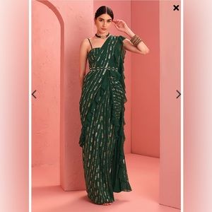 Emerald and gold foil print blouse and pre-stitched saree with belt
